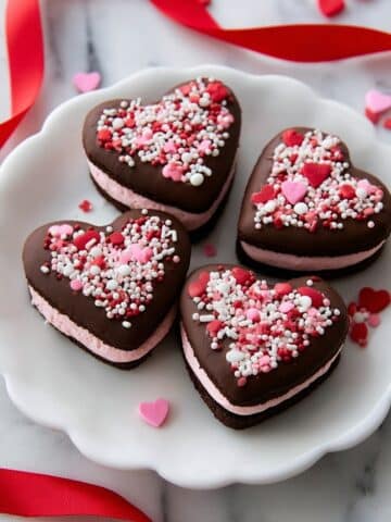 Valentine’s Day Chocolate Sandwich Cookies with Buttercream Filling Recipe