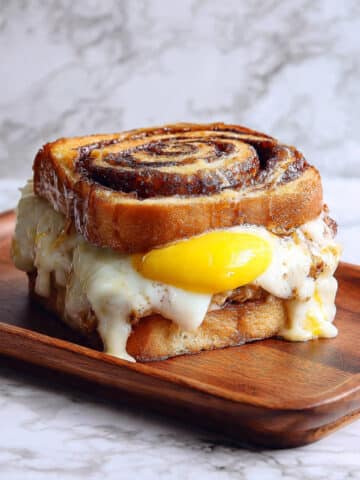 Cinnamon Roll Breakfast Sandwich Recipe