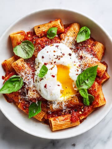 Roasted Red Pepper Rigatoni with Burrata Cream Sauce Recipe