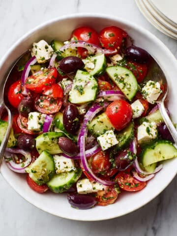 Easy Vegan Greek Salad Recipe