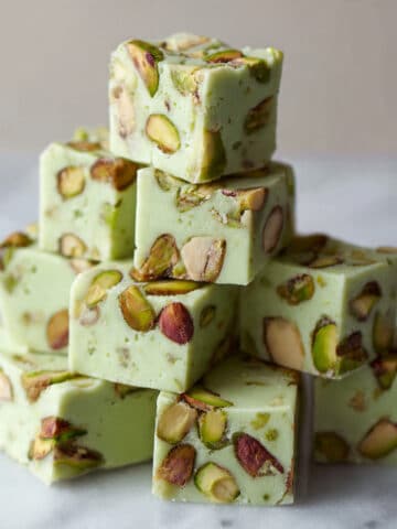 Easy Pistachio Fudge Recipe