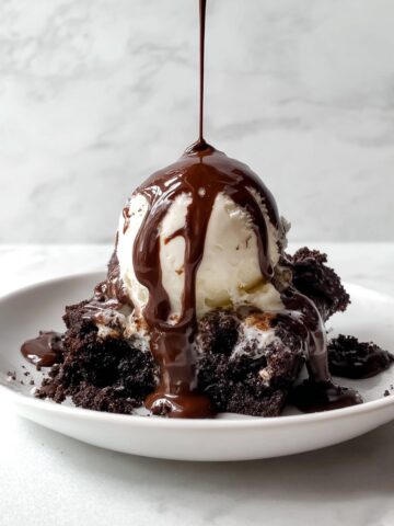 Oreo Dump Cake Recipe
