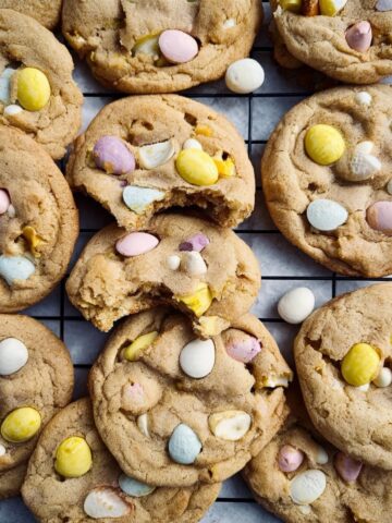 Cadbury Egg Cookies Recipe