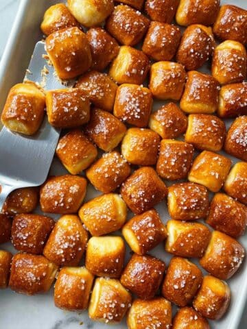Pretzel Bites with Honey Mustard Dip Recipe