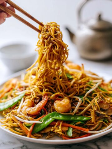 Easy 15-Minute Lo Mein Recipe
