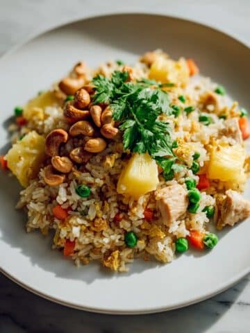 Pineapple Chicken Fried Rice with Cashews – A Tropical Delight Recipe