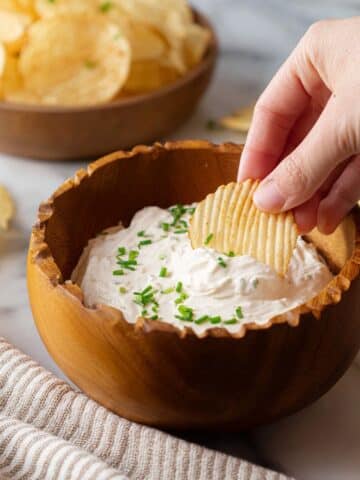 Instant Pot Vegan Potato Leek Soup Recipe