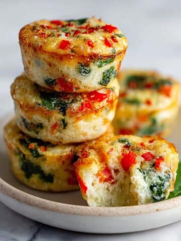 Egg White Bites with Cottage Cheese and Veggies Recipe