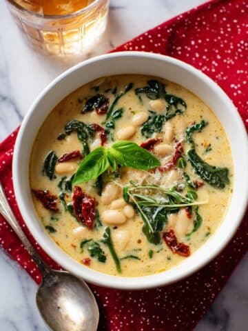 Marry Me White Bean Soup with Kale Recipe