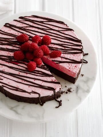 No Bake Frozen Chocolate Raspberry Pie Recipe
