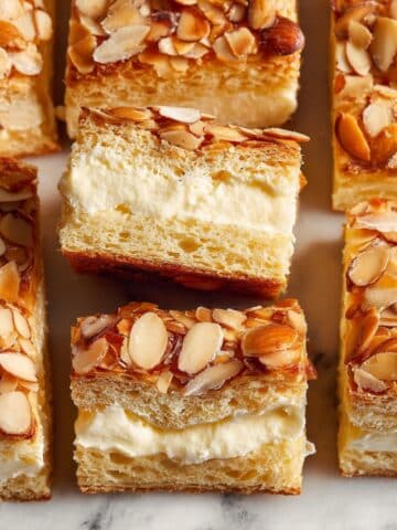 Bienenstich (German Bee Sting Cake) Recipe