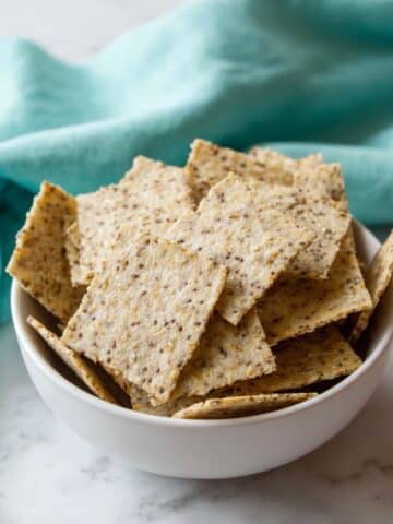 The BEST Low-Carb Crackers Recipe