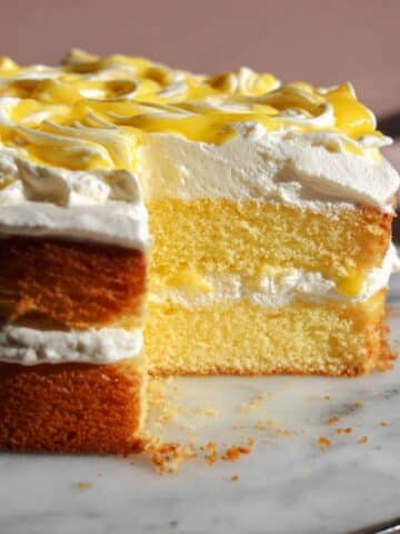 Light & Luscious Lemon Curd Cake Recipe