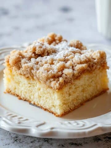Traditional German Crumb Cake (Streuselkuchen) Recipe