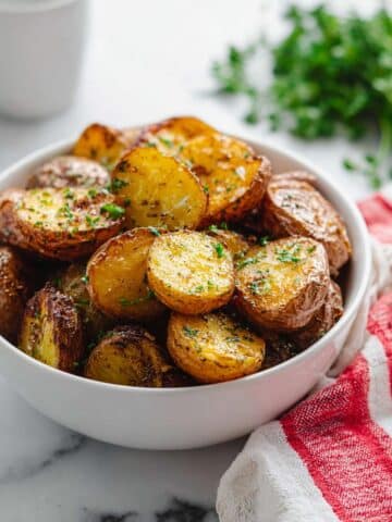 Roasted Yukon Gold Potatoes with Garlic Recipe