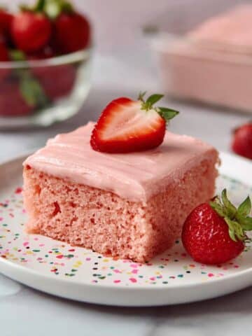 Strawberry Sheet Cake Recipe