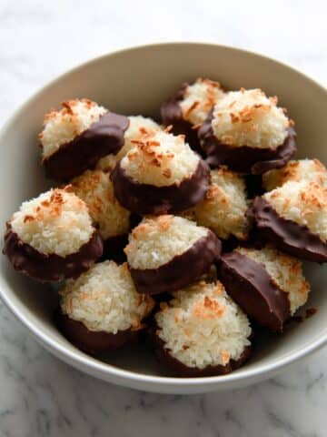 Chewy Coconut Macaroons (Low Sugar, 3-Ingredients) Recipe