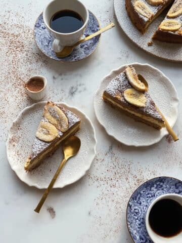 Banana Pecan Cake with Caramelized Banana Topping Recipe