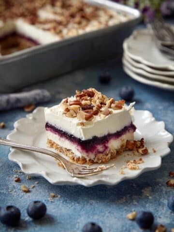 Blueberry Yum Yum with Shortbread Pecan Crust Recipe